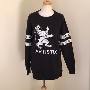 NWT! Artistix small black fleece sweatshirt